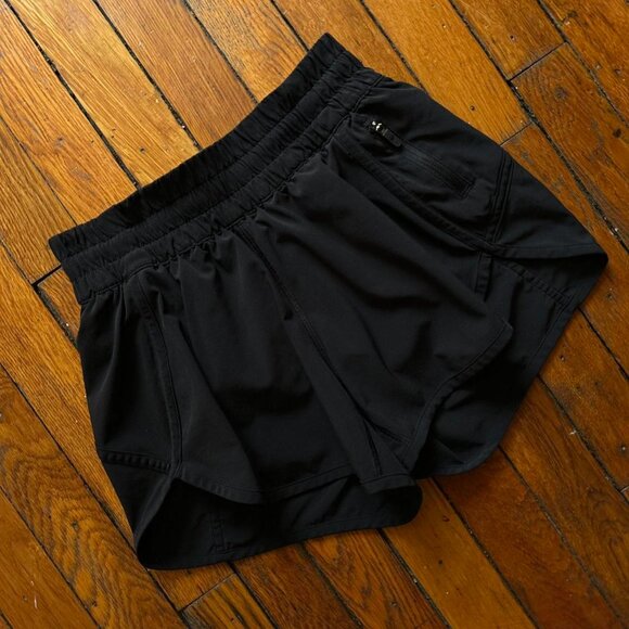 Lululemon Tracker Short V *4" Women Size 4 Black Tiny Running Yoga Workout - Picture 3 of 6